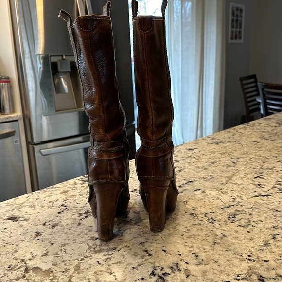 Frye Victoria mid distressed boots size 8.5 - Picture 5 of 15